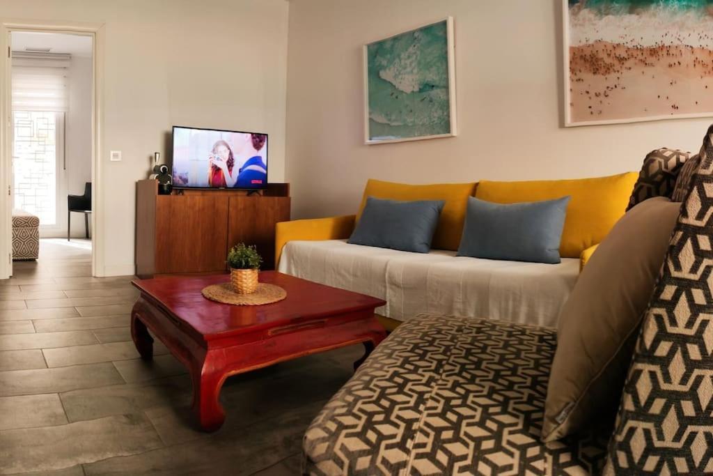 Jos'S House. Thai Loft 50Mt To La Carihuela Beach Torremolinos Buitenkant foto