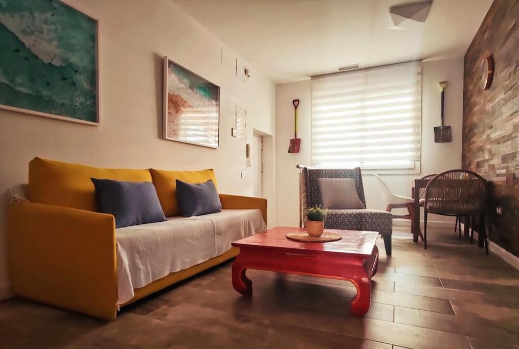 Jos'S House. Thai Loft 50Mt To La Carihuela Beach Torremolinos Buitenkant foto